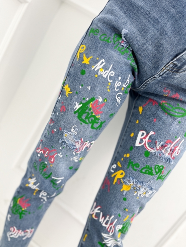 Spodnie jeansowe z napisami Suzi