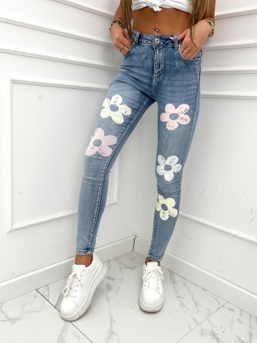 Spodnie jeansowe z kwiatuszkami i efektem push up