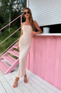 Sukienka midi z efektem push up beżowa Dozza