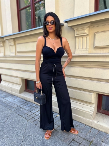 Spodnie elastyczne wide leg z troczkiem czarne prążek