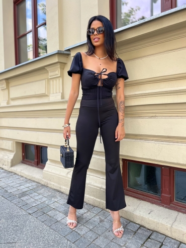 Dzwony z efektem push up czarne Marcella