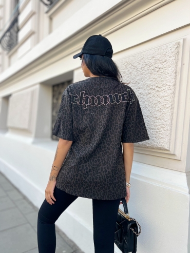 T-shirt oversiozwy w panterkę z cyrkoniami pantera