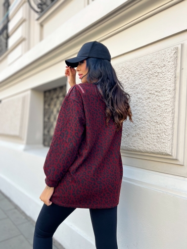 Długa bluza w panterkę bordo