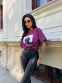 Bawełniany T-shirt oversize z nadrukiem śliwka True Stories