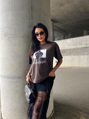 Bawełniany T-shirt oversize z nadrukiem czekolada True Stories