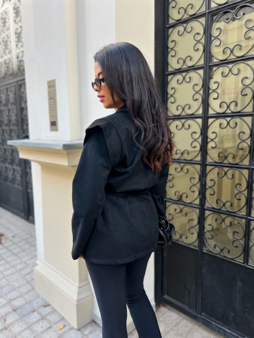 Marynarka zamszowa z paskiem czarna Clarita