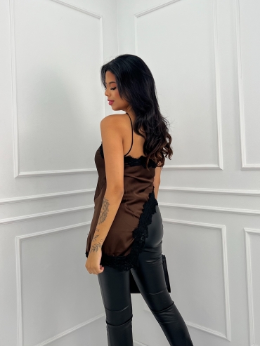 Top satynowy czekoladowy z koronką Michelle