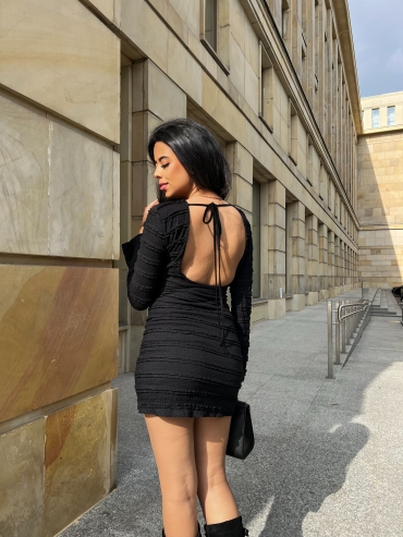 Sukienka mini odkryte plecy czarna Arianna