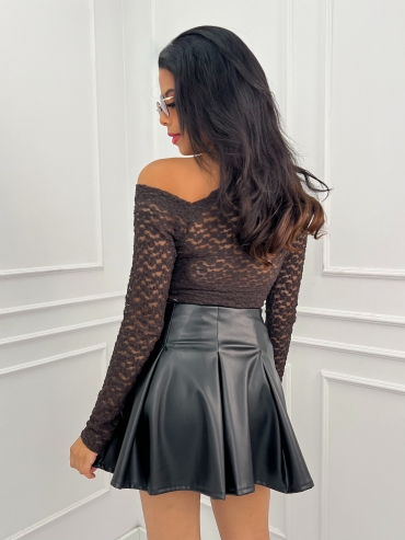 Bluzka odkryte ramię czekolada koronka