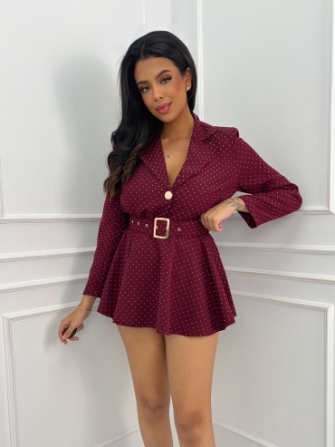 Kombinezon mini rozkloszowany z paskiem burgund z cyrkoniami Marianna