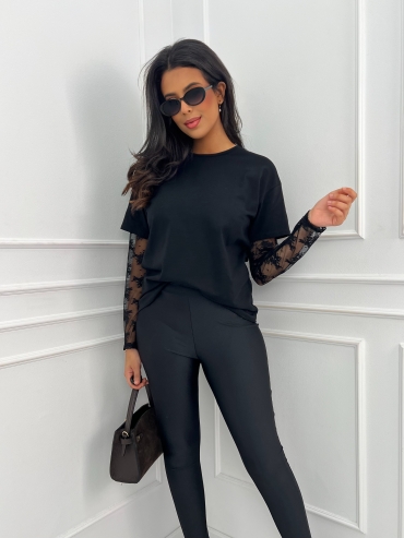 T-shirt bawełniany z koronkowym rękawem