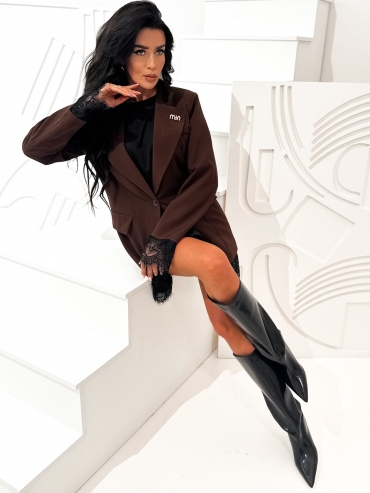 Marynarka z koronką i broszką czekolada Valencia